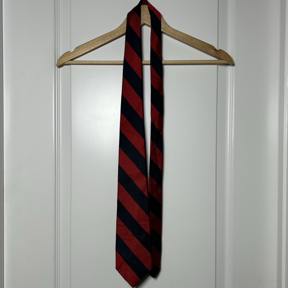GAP Vintage 80s 100% Silk Made‎ in USA Crimson Red Navy Regimental Stripe Tie